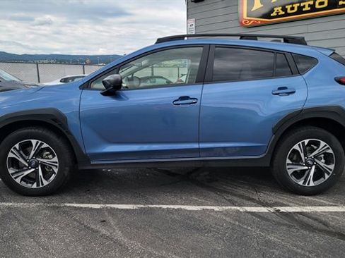 Used 2024 Subaru Crosstrek 2.0i Premium image 10