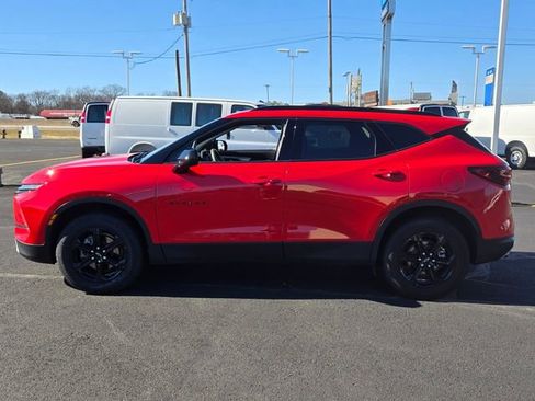 Used 2024 Chevrolet Blazer LT w/ Convenience Package image 6