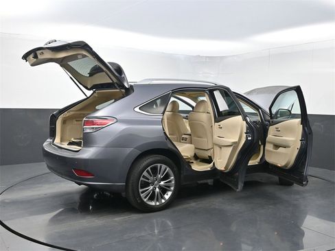 Used 2013 Lexus RX 450h AWD w/ Navigation Pkg image 36