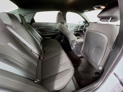 Certified 2025 Hyundai Elantra Sport FWD image 25