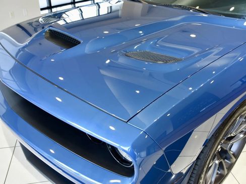 Used 2021 Dodge Challenger R/T Scat Pack image 9