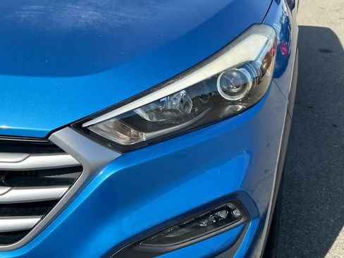 Used 2017 Hyundai Tucson Night FWD image 11