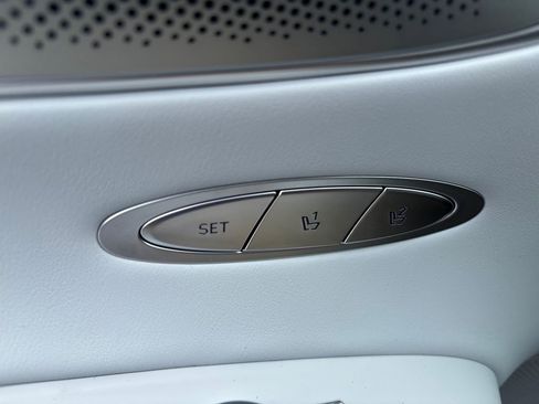 New 2026 Genesis GV70 2.5T Advanced AWD/4WD image 12