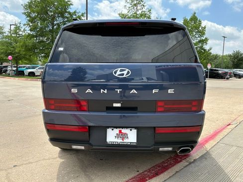 Used 2025 Hyundai Santa Fe SEL FWD image 7