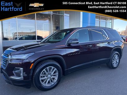 Used 2023 Chevrolet Traverse LT w/ Rear Camera Mirror Package