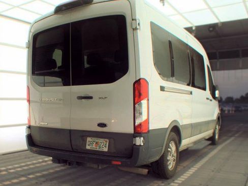 Used 2021 Ford Transit 350 XLT RWD image 3