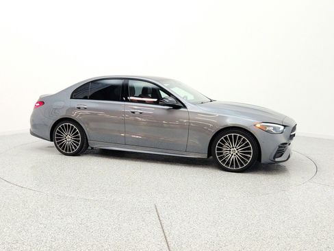 Used 2024 Mercedes-Benz C 300 Sedan image 4
