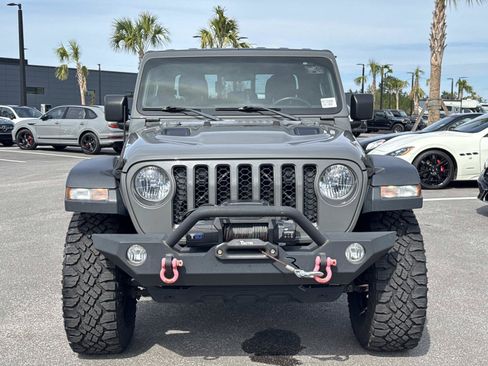 Used 2020 Jeep Gladiator Rubicon w/ Trailer Tow Package AWD/4WD image 8