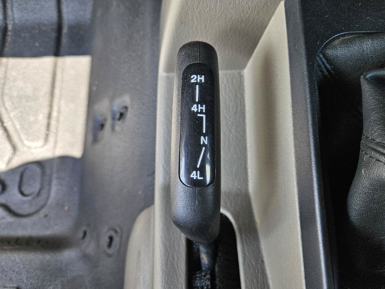 Used 2006 Jeep Wrangler Unlimited AWD/4WD image 36