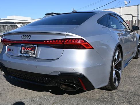 Used 2024 Audi RS 7 Performance image 21