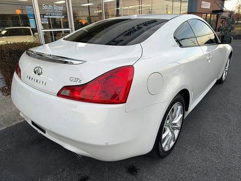 Used 2013 INFINITI G37 x Coupe w/ Premium Pkg image 3