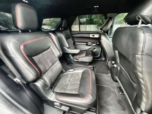 Used 2022 Ford Explorer ST-Line w/ Class IV Trailer Tow Package image 26