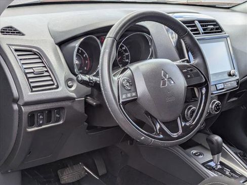 Used 2020 Mitsubishi Outlander Sport ES AWD/4WD image 10