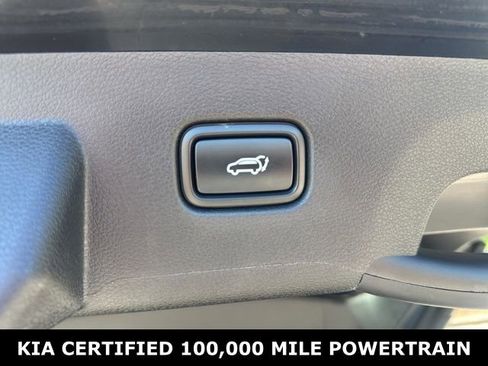 Certified 2025 Kia Sportage EX w/ Premium Package image 5