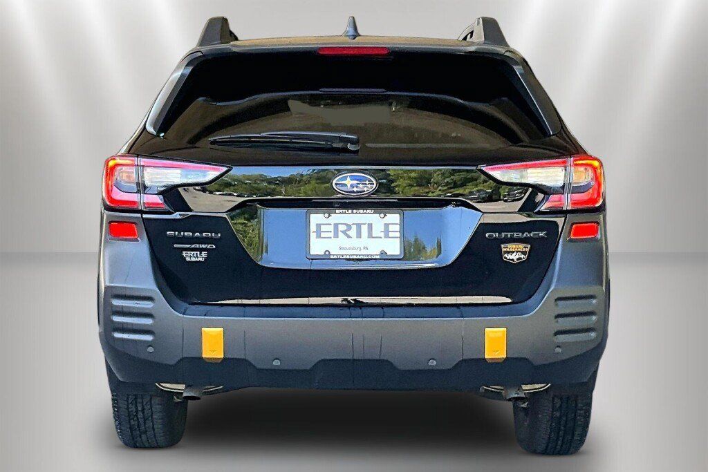 Certified 2025 Subaru Outback Wilderness AWD/4WD image 6