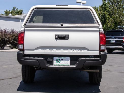 Used 2021 Toyota Tacoma SR5 image 6
