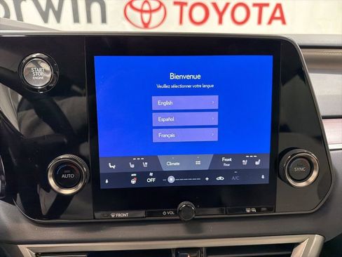 Used 2024 Lexus RX 350 Premium w/ Accessory Package (Z1) AWD/4WD image 27