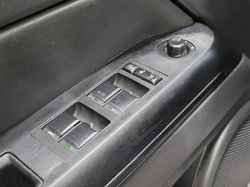 Used 2017 Jeep Patriot 75th Anniversary w/ Power Value Group FWD image 27