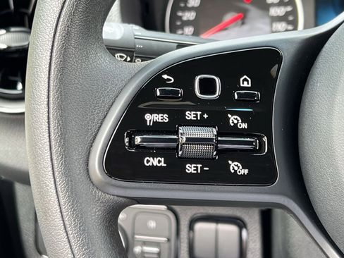 Used 2024 Mercedes-Benz Sprinter 2500 image 31