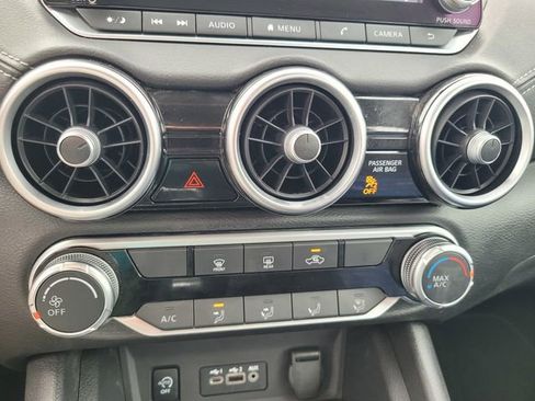 Used 2024 Nissan Sentra SV image 23