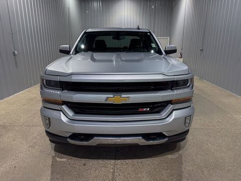 Used 2017 Chevrolet Silverado 1500 LT w/ All Star Edition AWD/4WD image 9