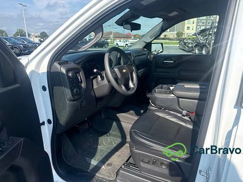 Used 2025 Chevrolet Silverado 1500 Custom w/ Turbomax Blackout Package AWD/4WD image 12