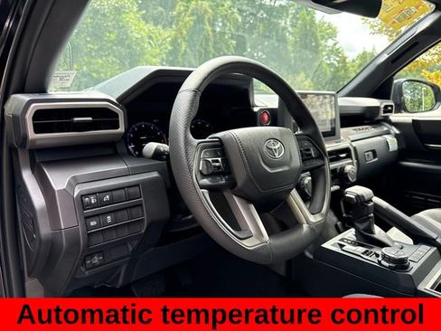 Used 2025 Toyota Tacoma TRD Off-Road AWD/4WD image 15