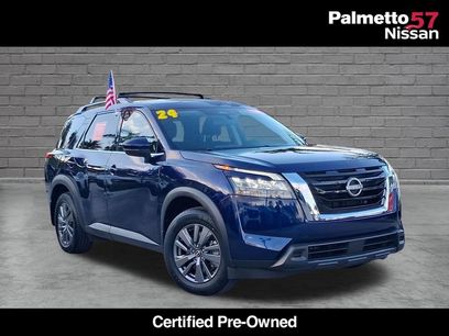 Used 2024 Nissan Pathfinder SV