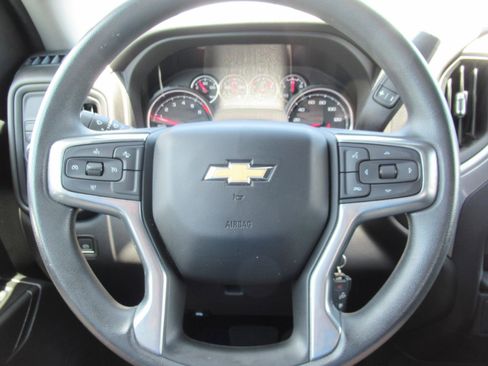 Used 2022 Chevrolet Silverado 1500 Custom w/ Safety Confidence Package RWD image 20