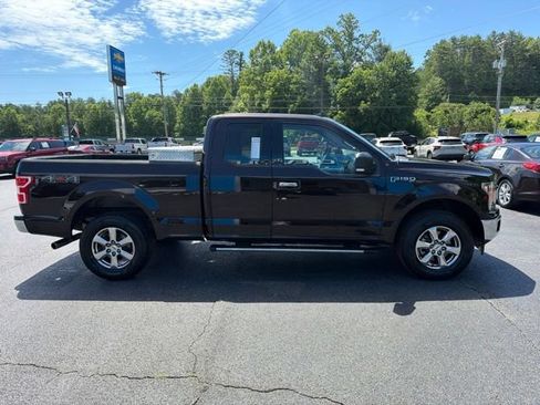 Used 2018 Ford F150 XLT w/ Equipment Group 301A Mid AWD/4WD image 3
