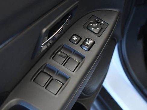 New 2026 Mitsubishi Outlander Sport LE AWD/4WD image 25