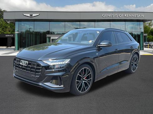 Used 2023 Audi Q8 Prestige AWD/4WD image 3