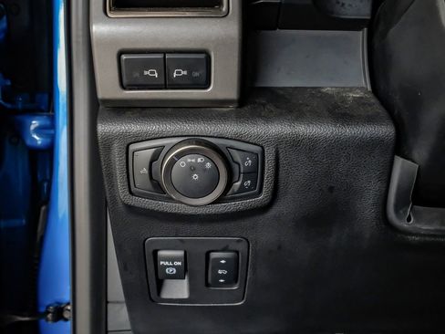 Used 2019 Ford F150 Raptor w/ Equipment Group 802A Luxury AWD/4WD image 28