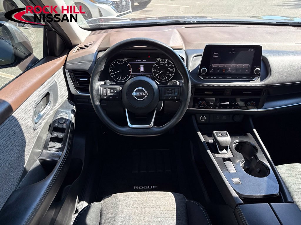 Used 2023 Nissan Rogue SV FWD image 27