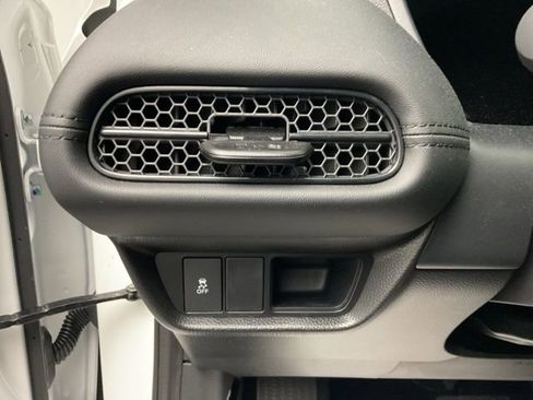 New 2026 Honda HR-V LX image 13