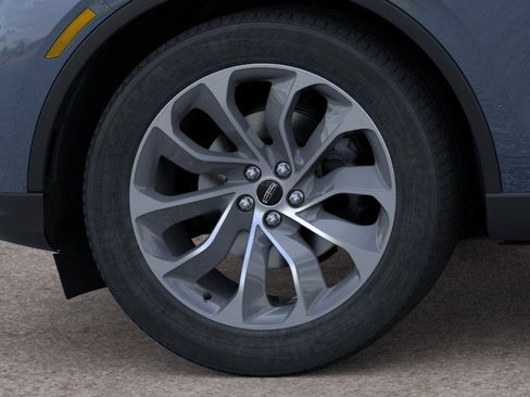 Used 2026 Lincoln Aviator AWD image 19