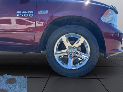 Used 2018 RAM 1500 Express w/ Express Value Package image 23