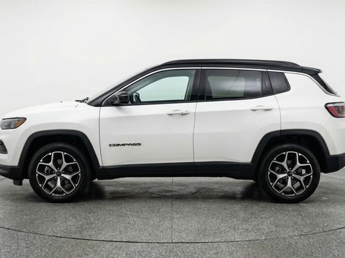 Used 2025 Jeep Compass Limited AWD/4WD image 5
