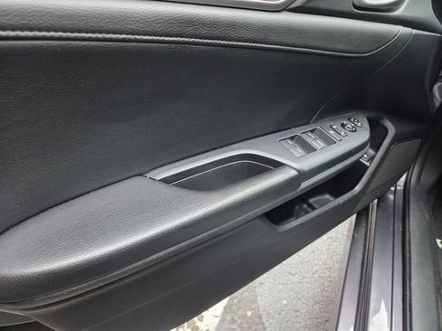 Used 2016 Honda Civic EX-L image 10