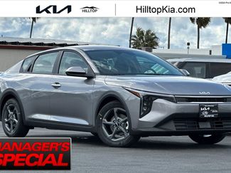 New 2026 Kia K4 FWD video 1