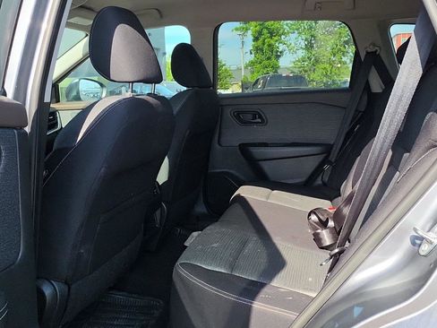 Used 2021 Nissan Rogue S FWD image 10