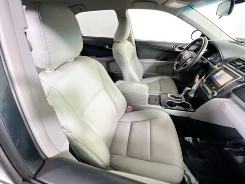 Used 2013 Toyota Camry LE image 24