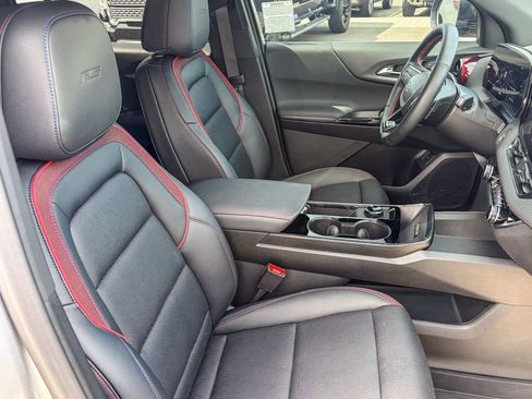 Used 2025 Chevrolet Equinox RS w/ Safety and Technology Package image 40