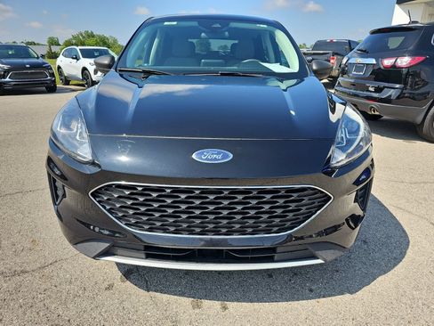 Used 2022 Ford Escape SE FWD image 4