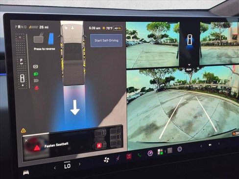 Used 2025 Tesla Cybertruck AWD Crew Cab image 15