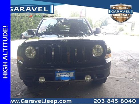 Used 2016 Jeep Patriot High Altitude AWD/4WD image 23