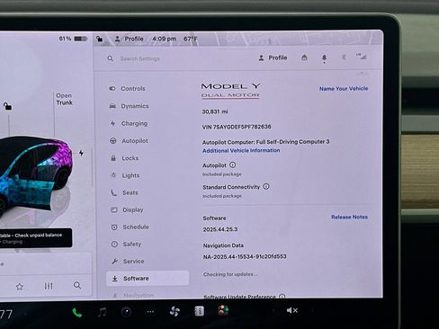 Used 2023 Tesla Model Y Performance image 18