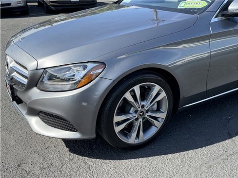 Used 2018 Mercedes-Benz C 300 Sedan w/ Premium Package image 11