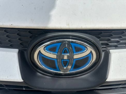 Used 2024 Toyota Corolla LE FWD image 13
