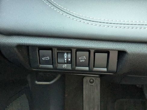 Used 2023 Subaru Outback Limited AWD/4WD image 27